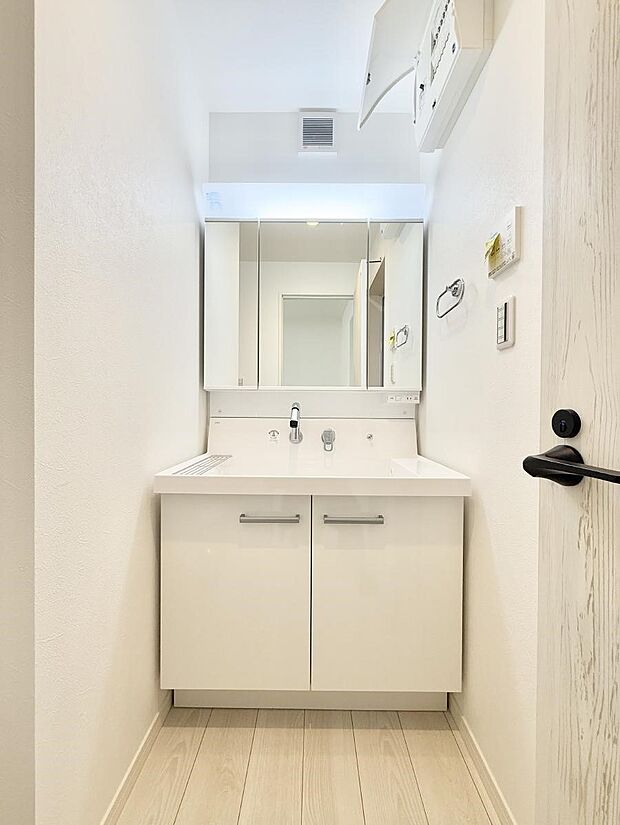 ■朝の準備がスムーズにできる広さです