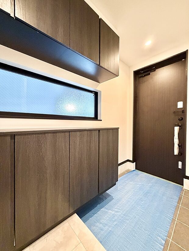 2号棟 ■ シンプルで美しく、快適な暮らしの入り口