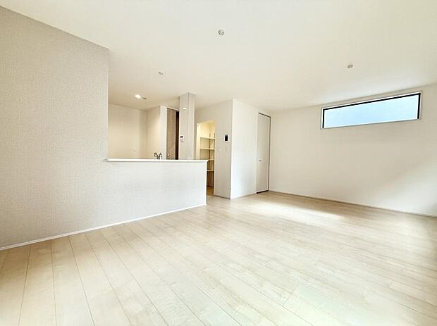 ■くつろぎと笑顔が集まる、心温まるリビング