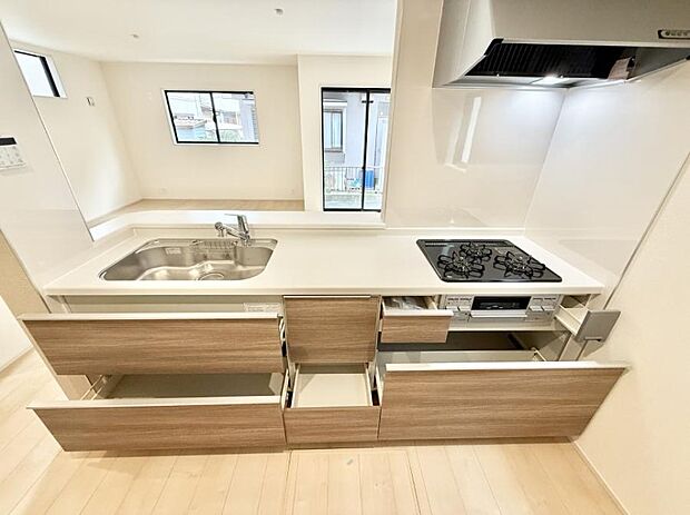 ■料理がもっと楽しくなる、快適なキッチン空間