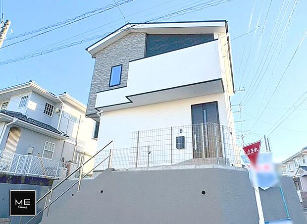 落ち着いたお洒落な外観  