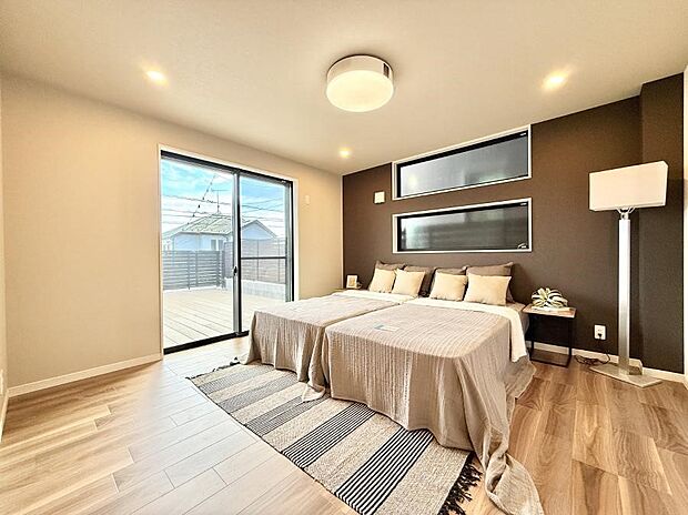 ■大きな窓は開放感があり、明るさ通風バッチリです