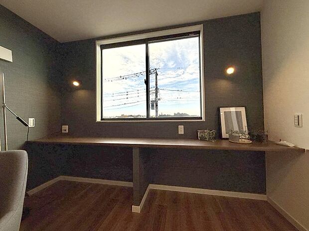 ■テレワークなどに利用できるスタディカウンタースペース完備♪  