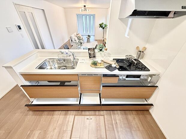 ■家族の絆を深める、温もりのあるキッチン