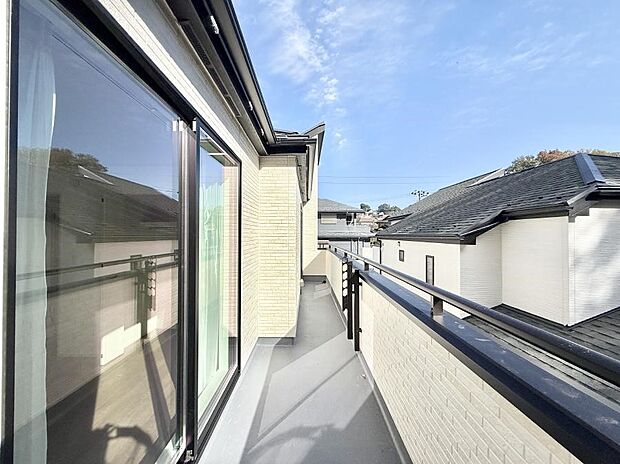 ■ 季節の移ろいを感じられる開放的な空間です