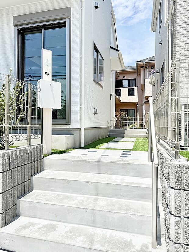 A号棟 ■家族みんなが笑顔で過ごせる、安心感のある住まい