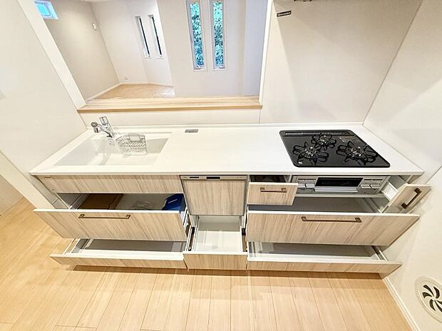 ■家族の絆を深める、温もりのあるキッチン