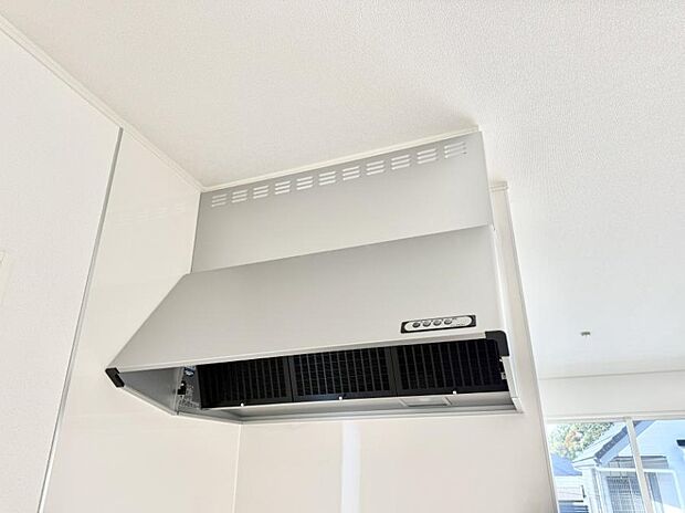 ■調理時の蒸気や匂いが換気扇に誘導され、効率的に排煙ができます。