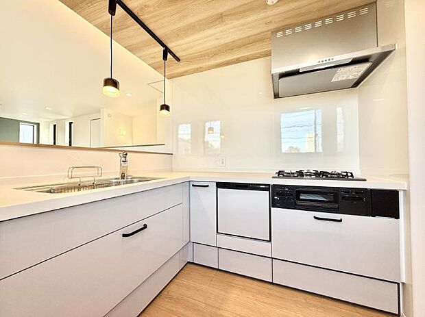 ■料理がもっと楽しくなる、快適なキッチン空間