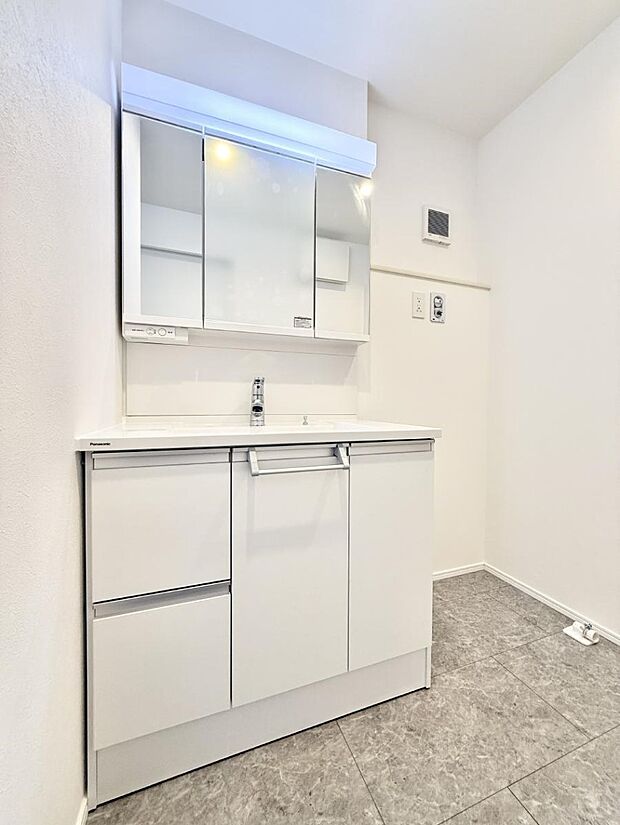 ■朝の準備がスムーズにできる広さです