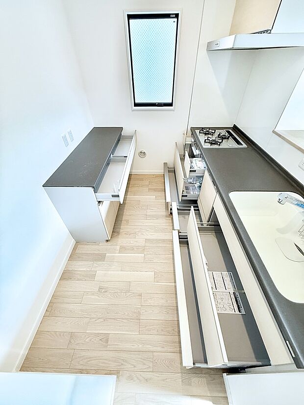 ■料理がもっと楽しくなる、快適なキッチン空間