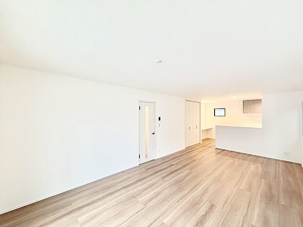 ■家族が自然と集まり、楽しい時間を過ごせるリビング