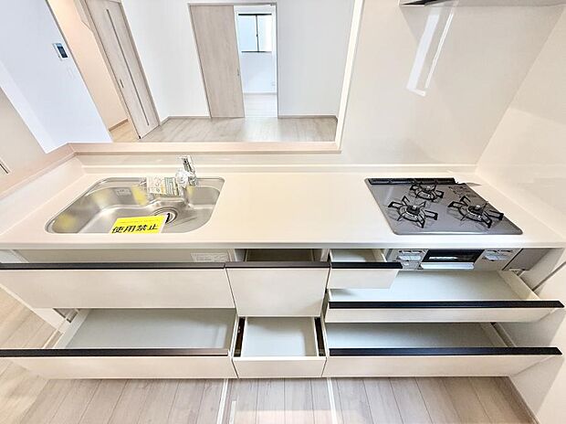 ■美味しい時間が生まれる、笑顔あふれるキッチン