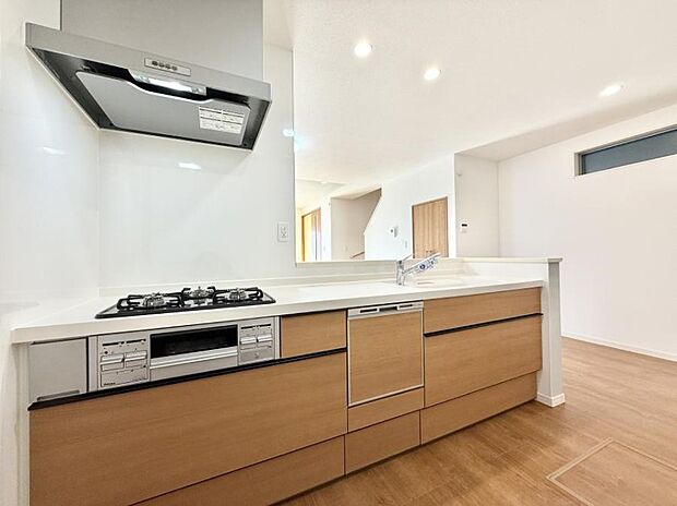 ■シンプルで機能的、毎日使いやすいキッチン