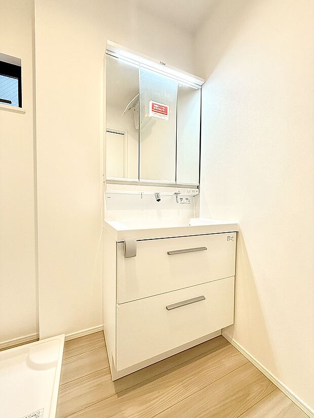 ■朝の準備がスムーズにできる広さです