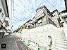 外観：前面道路広々  