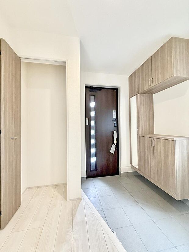 ■ シンプルで美しく、快適な暮らしの入り口