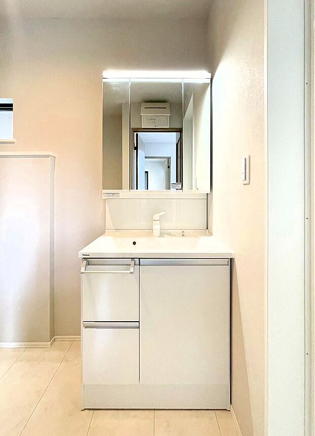 清潔感のある洗面所です!