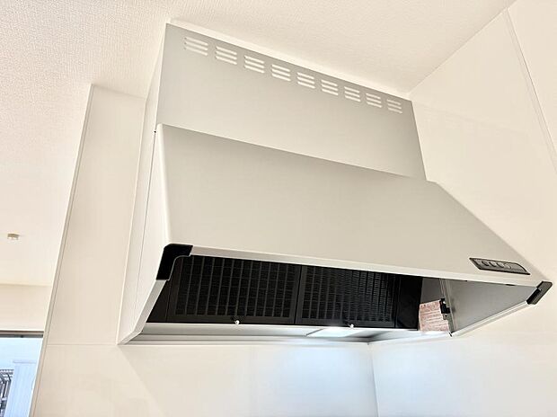 ■調理時の蒸気や匂いが換気扇に誘導され、効率的に排煙ができます。