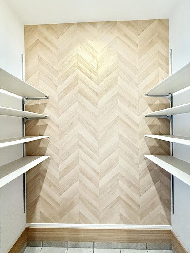 ■シューズインクローゼット付なので、外で使う物をまとめて収納、すっきり玄関に  