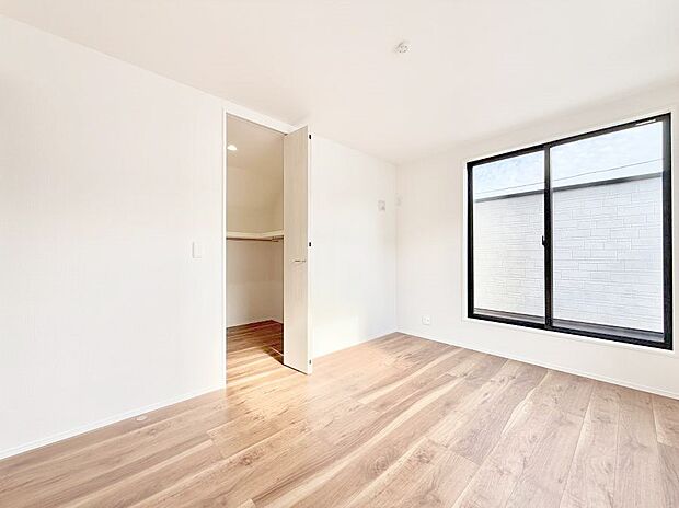 ■窓の配置や通気性の良い設計で部屋の空気がこもらず、常に新鮮な空気が流れます