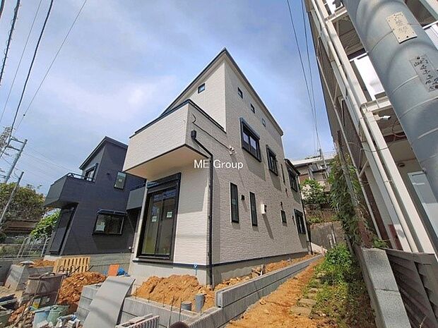 B号棟  暮らしを彩る充実した設備仕様が備わった新築戸建  