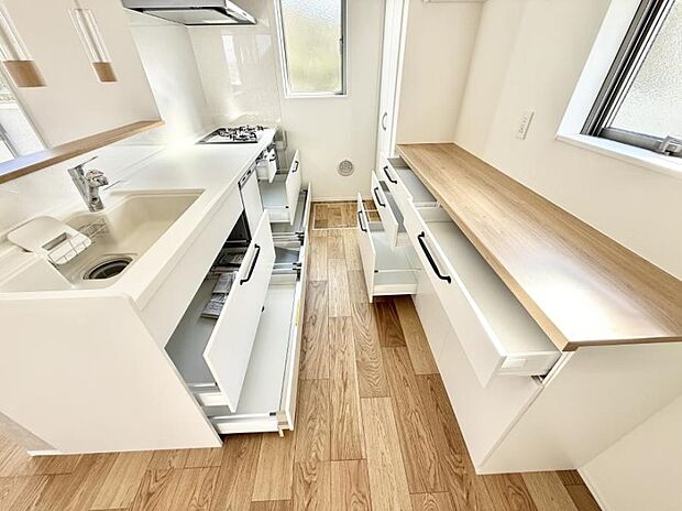 ■料理がもっと楽しくなる、快適なキッチン空間