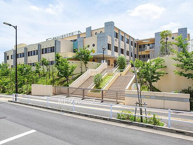 小学校 915m 稲城市立南山小学校