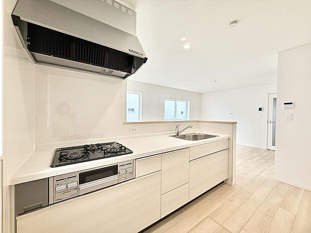 ■シンプルで美しく心地よい時間を生むキッチン空間