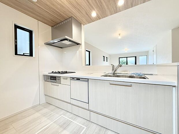 ■料理がもっと楽しくなる、快適なキッチン空間