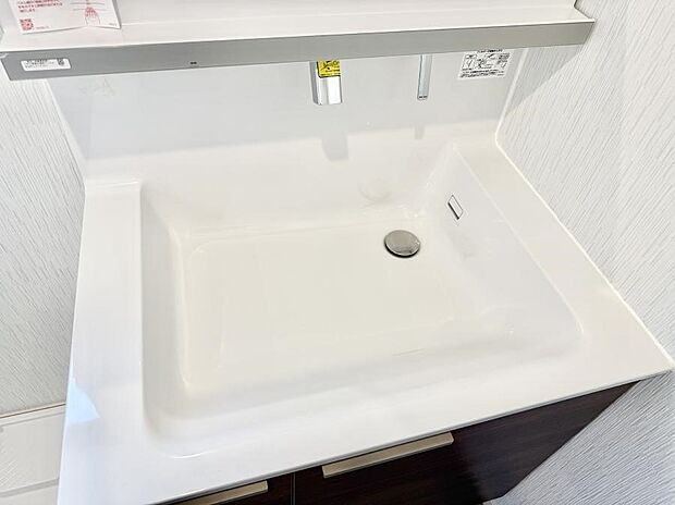 ■手洗いや顔を洗う時も快適に使える便利なシャワー