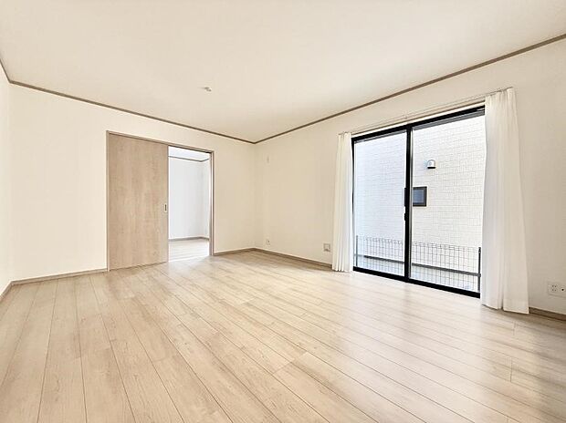 ■くつろぎと笑顔が集まる、心温まるリビング