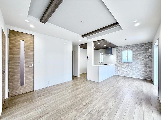 ■心落ち着く場所、ゆったり過ごせるリビング