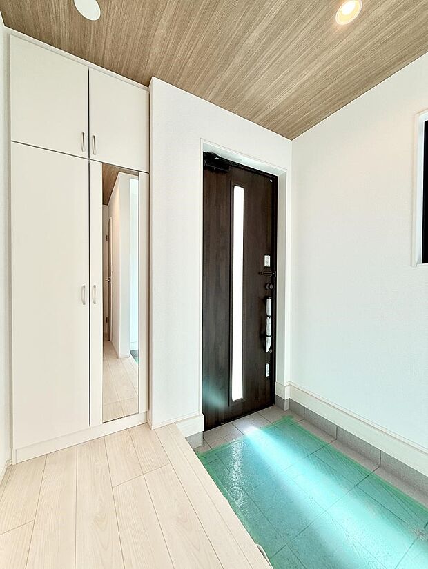 ■ ここから始まる一日、すっきり整った玄関