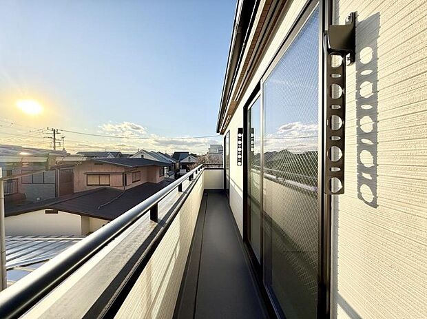 ■ 季節の移ろいを感じられる開放的な空間です