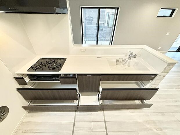 ■家族の絆を深める、温もりのあるキッチン