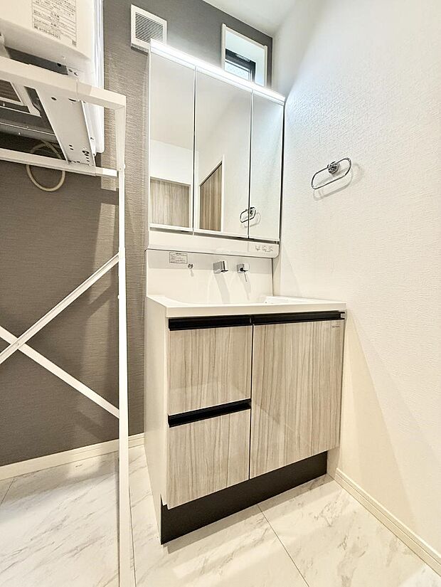 ■朝の準備がスムーズにできる広さです