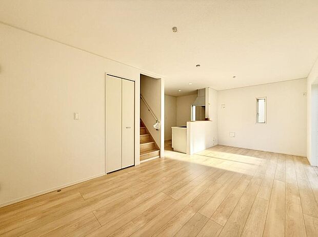 ■くつろぎと笑顔が集まる、心温まるリビング