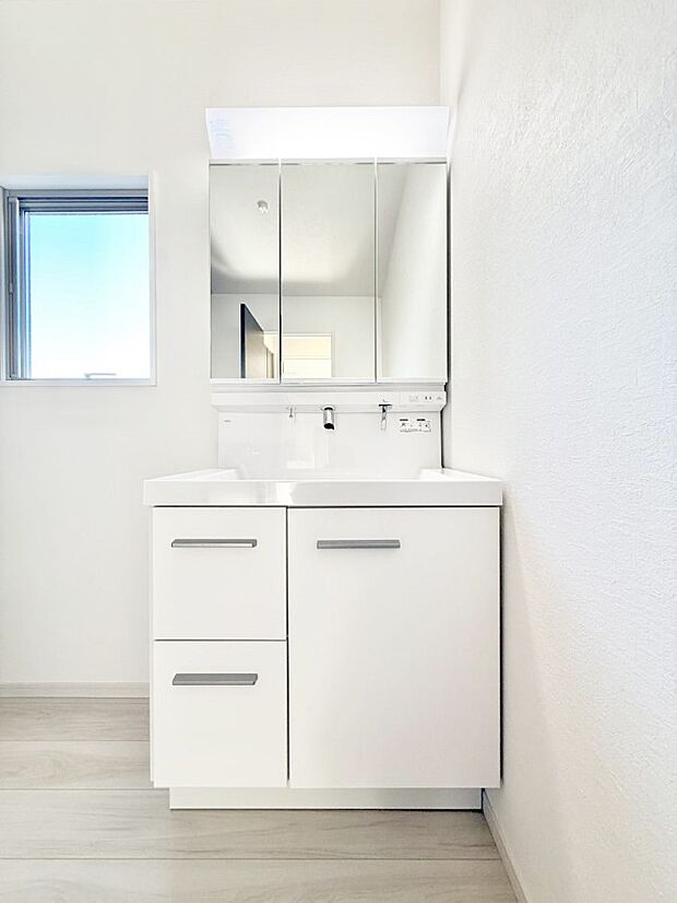 ■朝の準備がスムーズにできる広さです