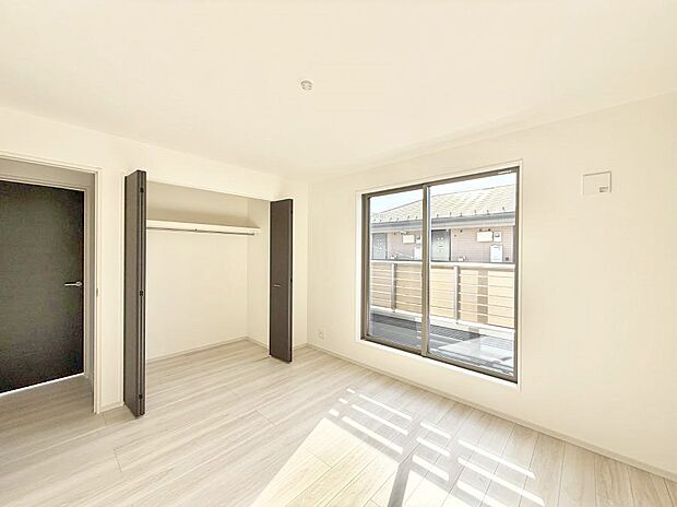 ■落ち着いた色合いのお部屋で穏やかな時間を楽しめます