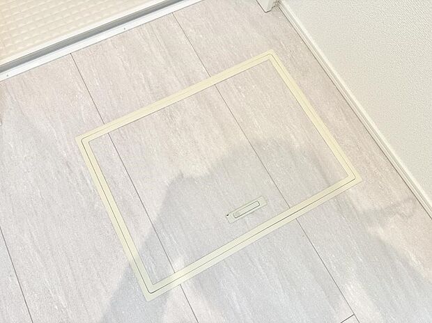 ■季節物など簡単に収納でき便利