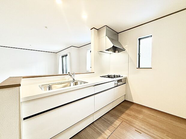 ■収納力豊富なシステムキッチンです!