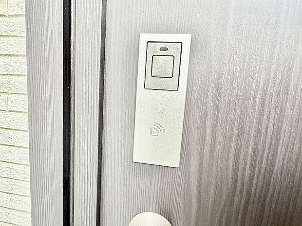 ■鍵を取り出さずに便利に操作できて快適