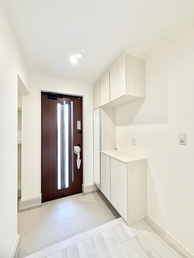 9号棟 ■ 家族やゲストをやさしく迎える、心地よい空間