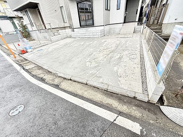 ■自宅にある駐車スペースなので安心ですね