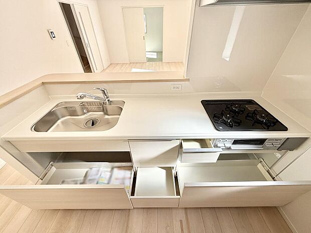 ■料理がもっと楽しくなる、快適なキッチン空間