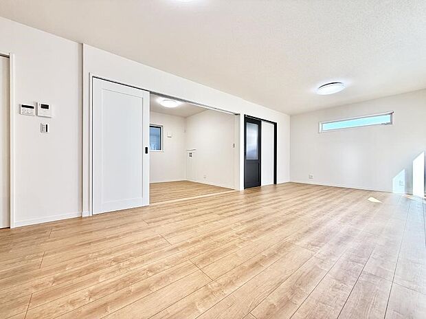 ■心落ち着く場所、ゆったり過ごせるリビング