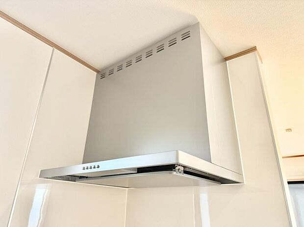 ■調理時の蒸気や匂いが換気扇に誘導され、効率的に排煙ができます。