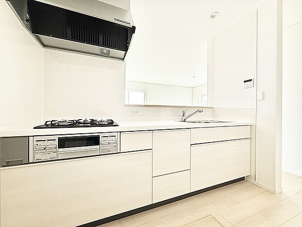 ■シンプルで機能的、毎日使いやすいキッチン