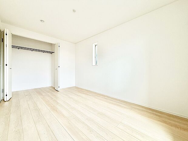 ■広いクローゼット、収納は多い方が嬉しいですね!